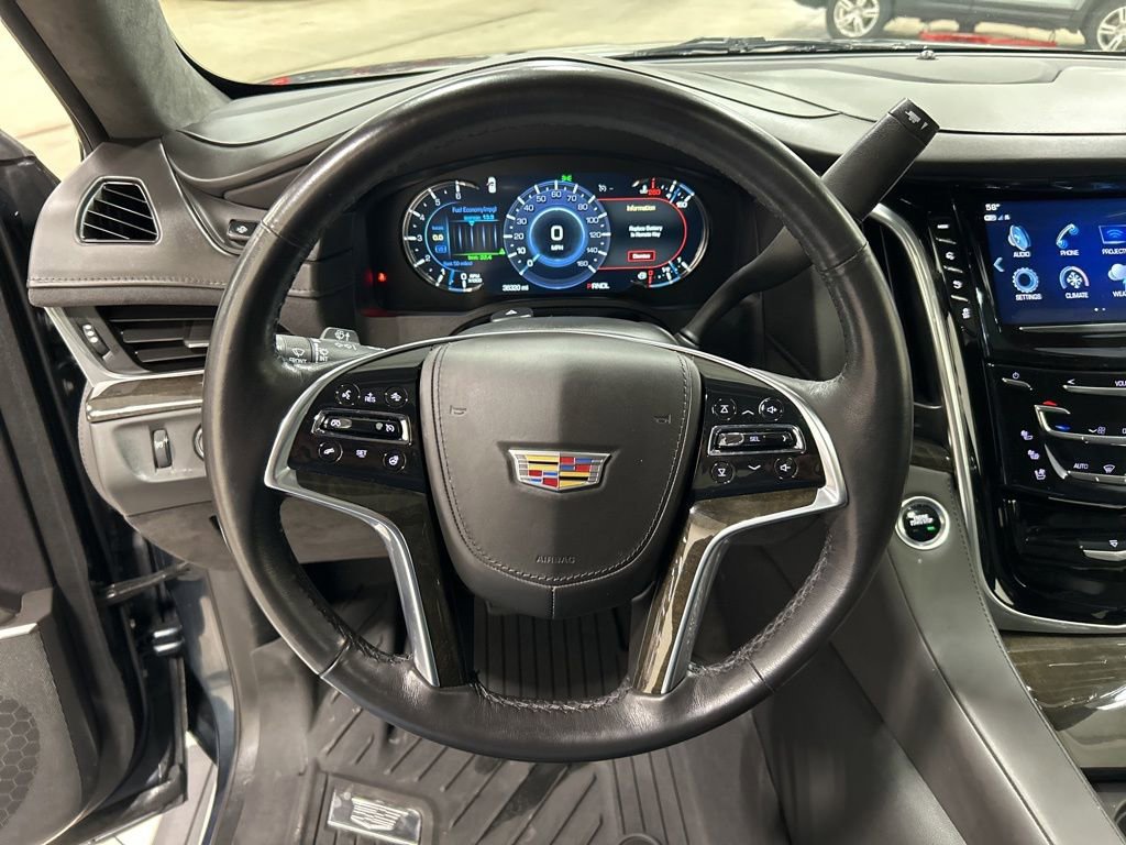 Used 2020 Cadillac Escalade Platinum image 15