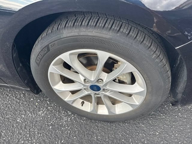 Certified 2020 Ford Fusion SE FWD image 4