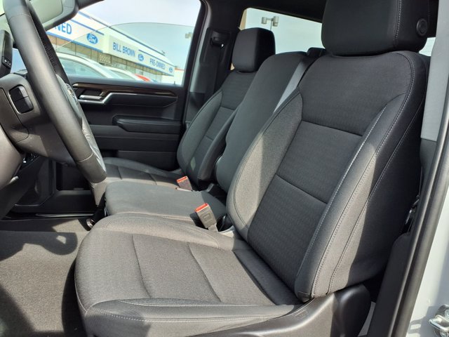 Used 2024 Chevrolet Silverado 1500 LT AWD/4WD image 4