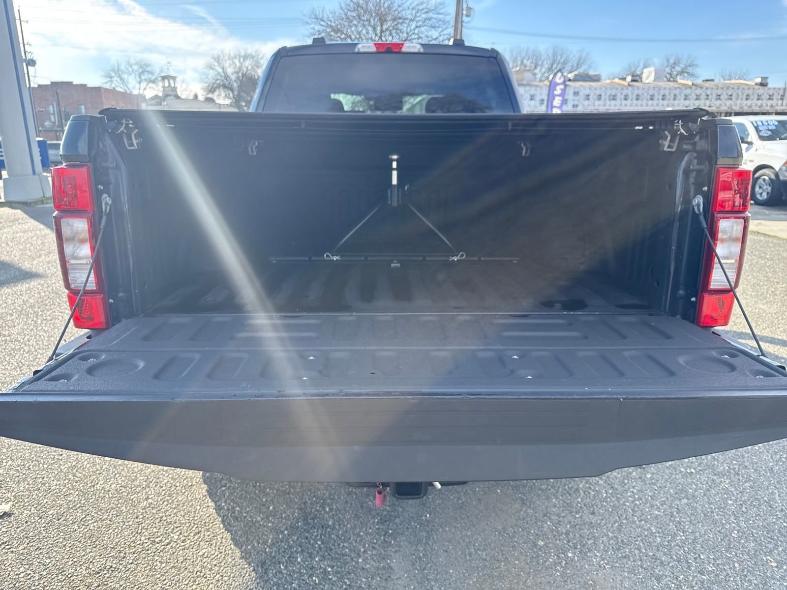 Certified 2022 Ford F350 XLT w/ XLT Value Package image 23