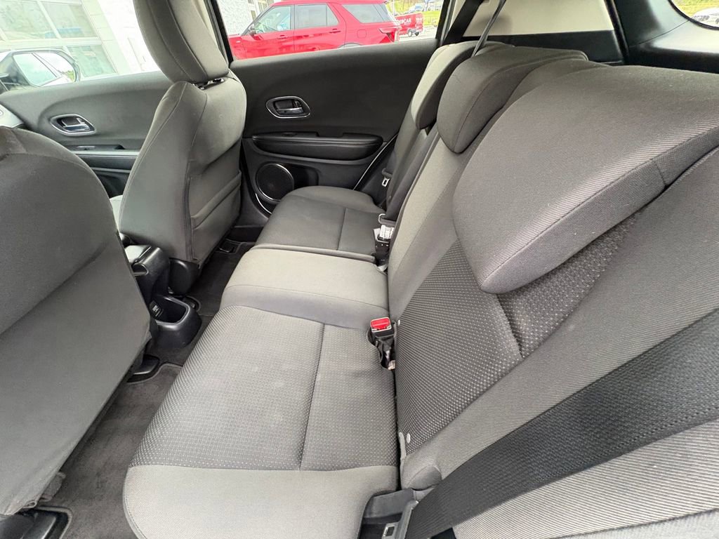 Used 2021 Honda HR-V EX image 24