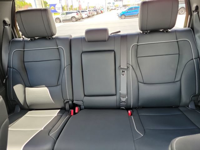 Used 2026 Toyota Tundra Limited AWD/4WD image 19