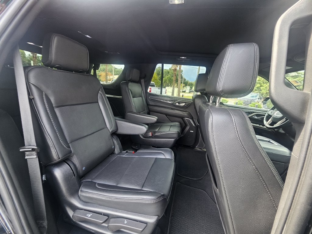 Used 2023 GMC Yukon Denali AWD/4WD image 32