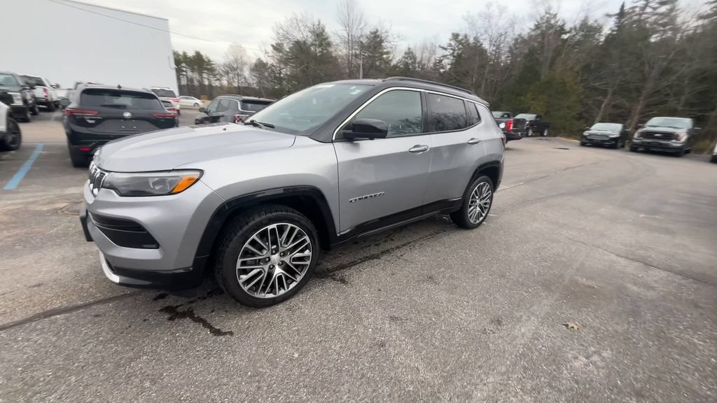 Used 2023 Jeep Compass Limited w/ Elite Group AWD/4WD image 15