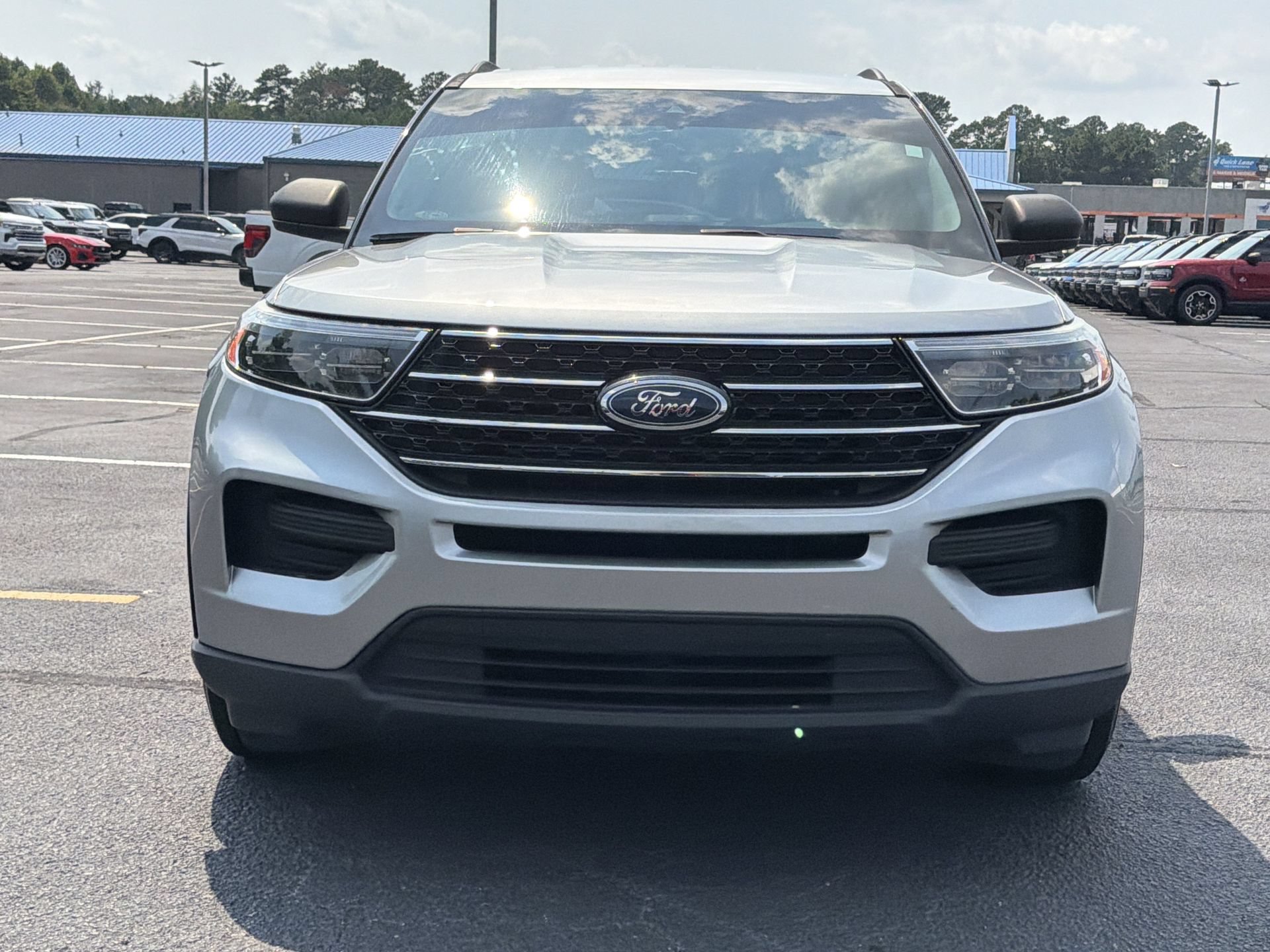 Certified 2021 Ford Explorer XLT RWD image 28