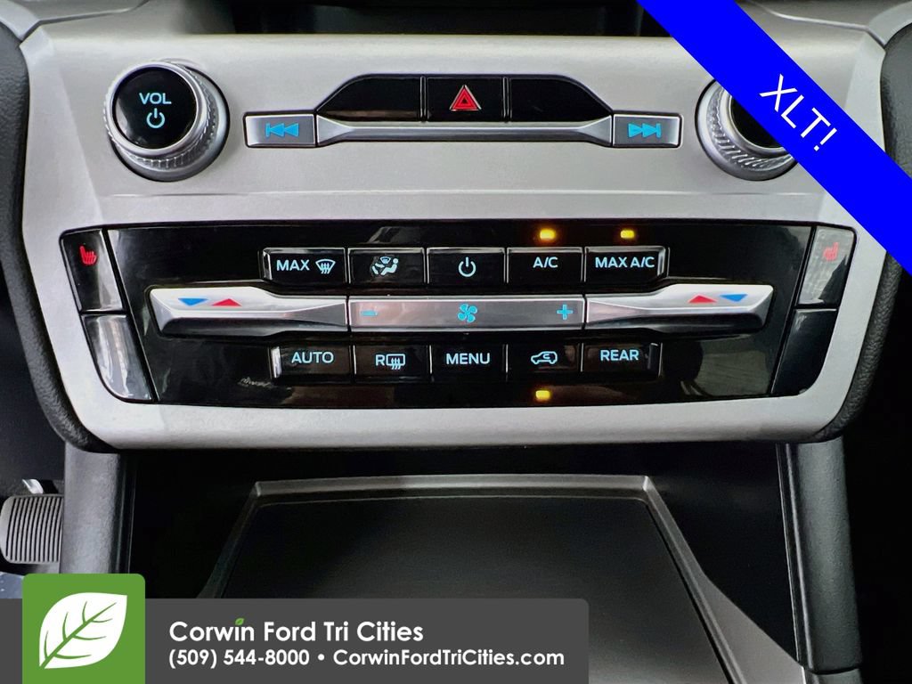 Certified 2024 Ford Explorer XLT AWD/4WD image 9