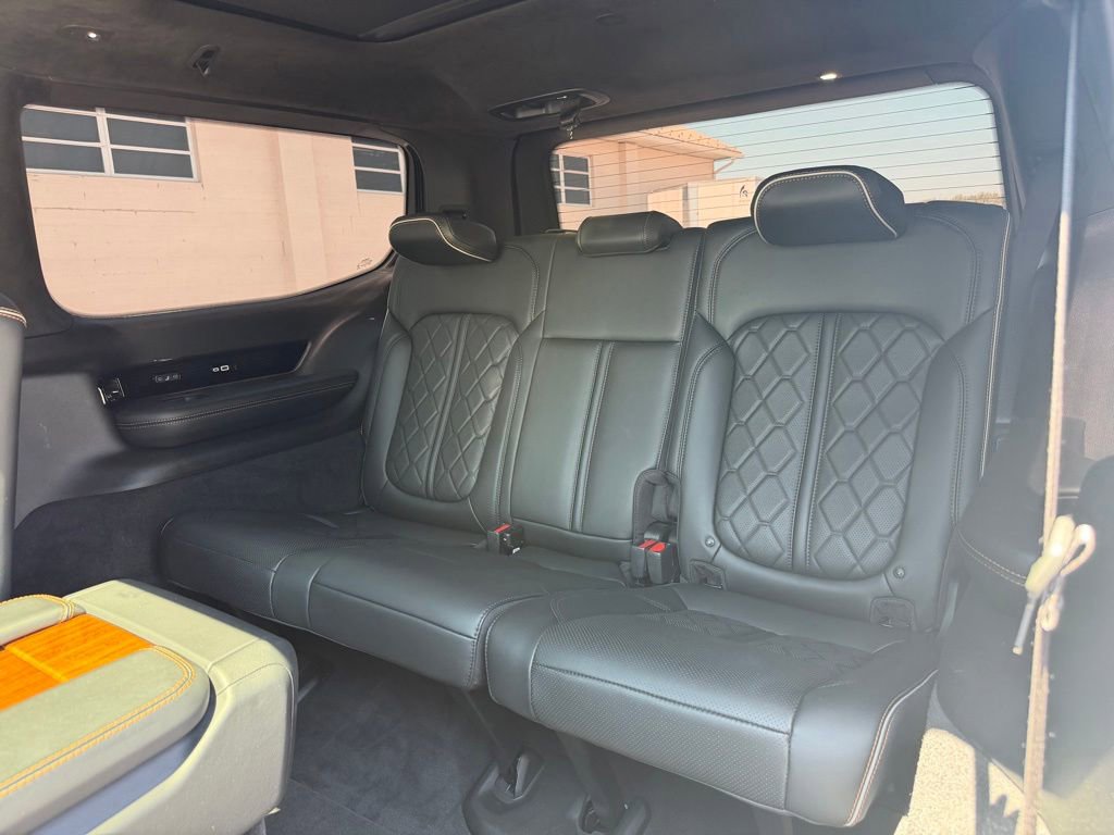Used 2022 Jeep Grand Wagoneer Series III w/ Rear Seat Video Group 1 AWD/4WD image 20
