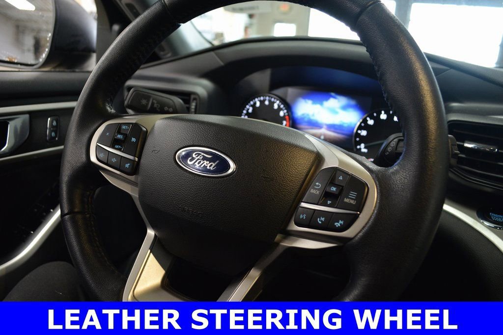 Certified 2022 Ford Explorer XLT w/ Class IV Trailer Tow Package image 18