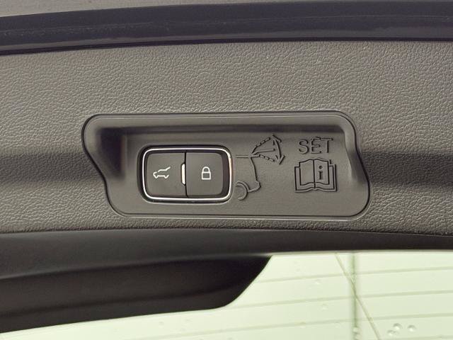 Certified 2022 Ford Explorer XLT AWD/4WD image 34
