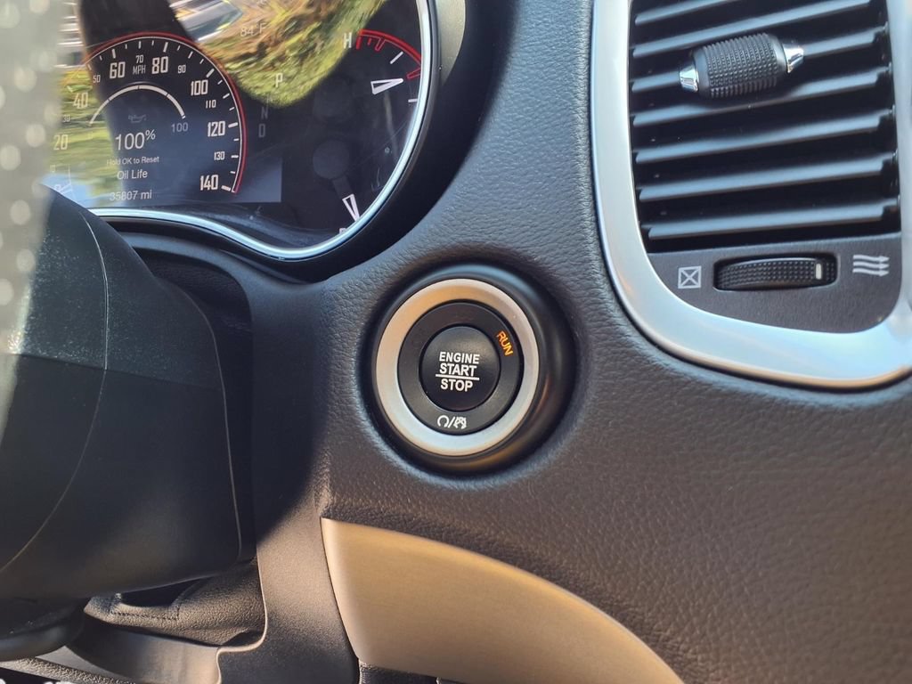 Used 2020 Dodge Durango SXT AWD/4WD image 13