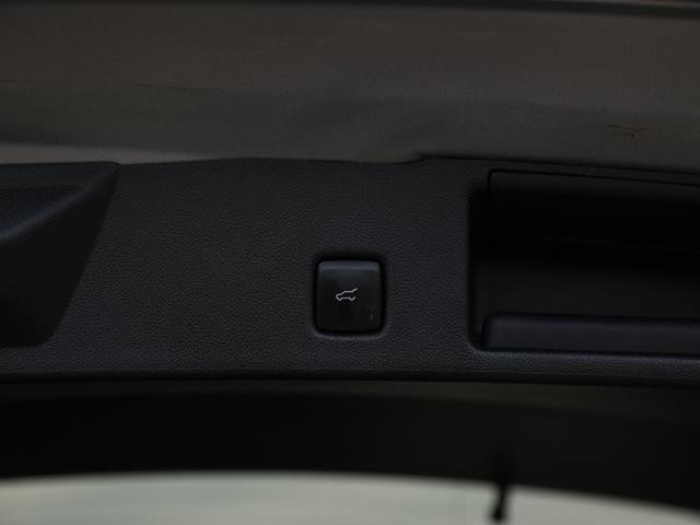 Certified 2024 Ford Escape Platinum AWD/4WD image 15