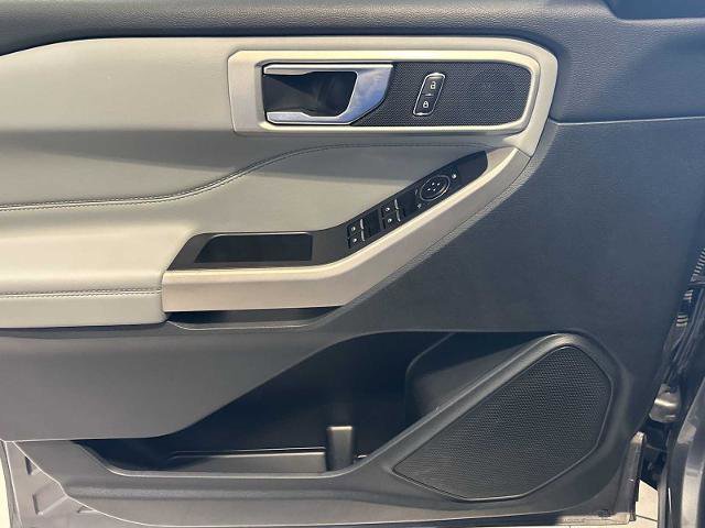 Certified 2022 Ford Explorer XLT w/ Equipment Group 202A image 23