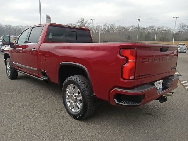 Used 2024 Chevrolet Silverado 2500 High Country w/ High Country Premium Package image 3