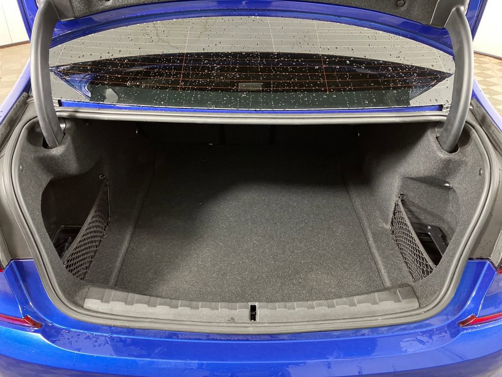 Used 2022 BMW 330i Sedan w/ M Sport Package image 28