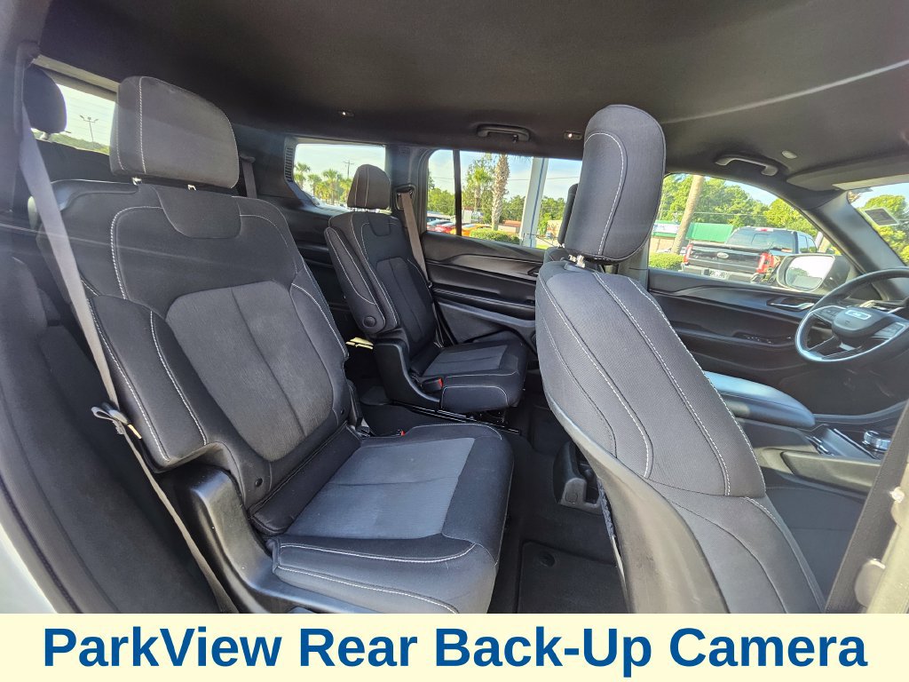Used 2024 Jeep Grand Cherokee L Laredo RWD image 27