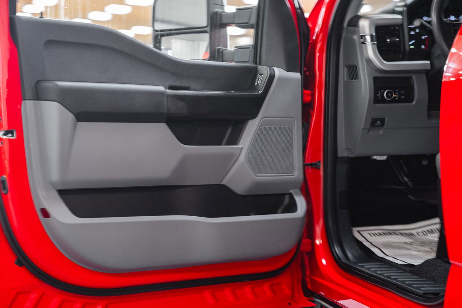 Certified 2024 Ford F350 XL w/ XL Chrome Package image 44