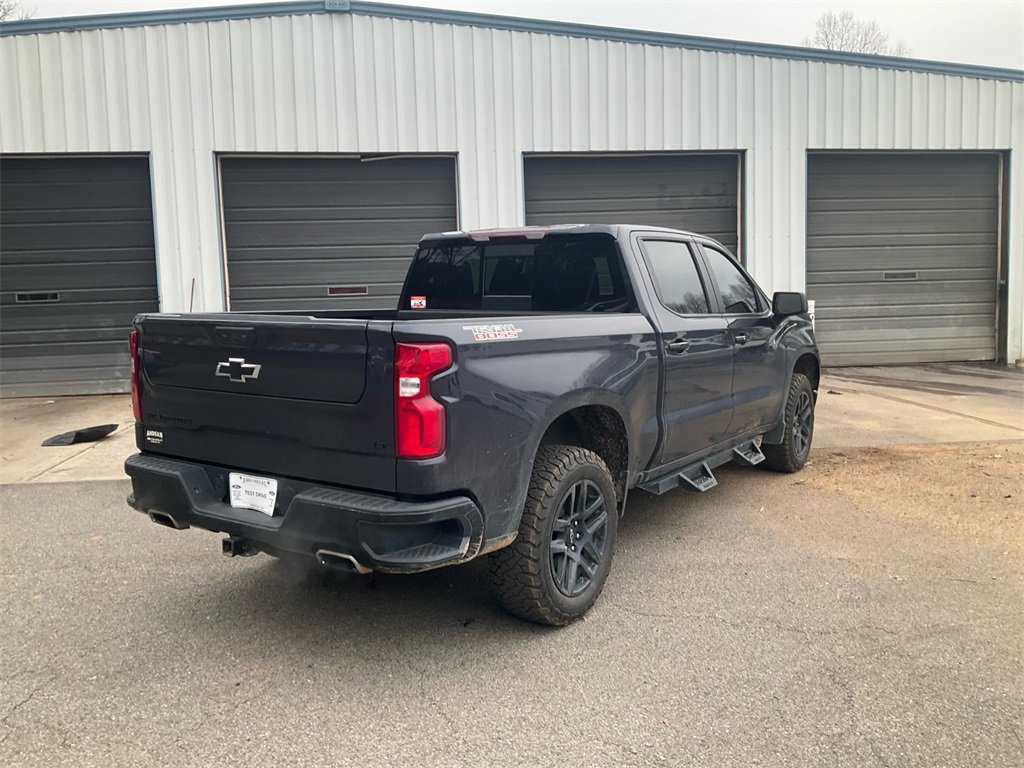 Used 2024 Chevrolet Silverado 1500 LT Trail Boss w/ Convenience Package II image 3
