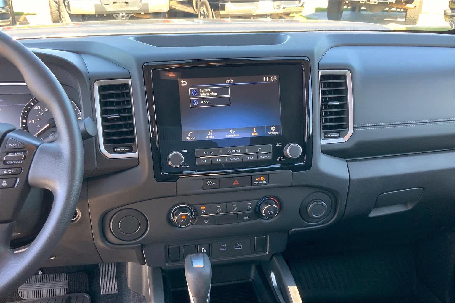 Used 2023 Nissan Frontier SV w/ Technology Package RWD image 7