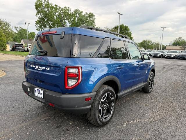Certified 2023 Ford Bronco Sport Outer Banks w/ Tech Package AWD/4WD image 7