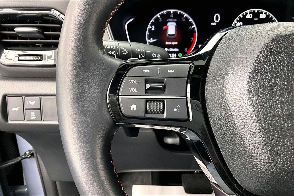 Used 2023 Honda Pilot TrailSport image 18