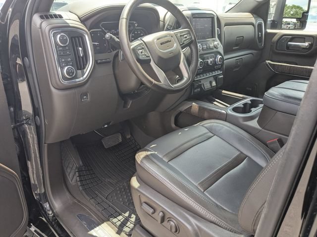 Used 2023 GMC Sierra 2500 Denali w/ Denali Ultimate Package AWD/4WD image 11