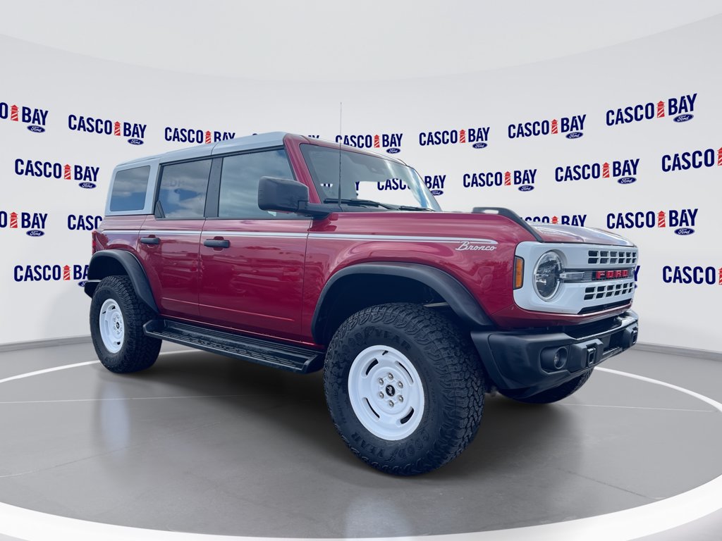 Certified 2025 Ford Bronco Heritage Edition AWD/4WD image 1