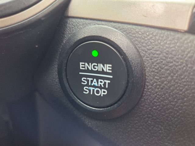 Certified 2022 Ford Escape SE AWD/4WD image 30