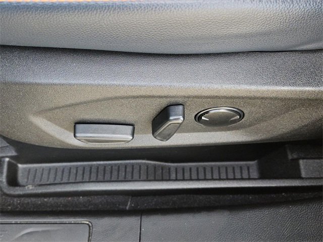 Certified 2024 Ford Edge SEL w/ Sport Appearance Package image 28