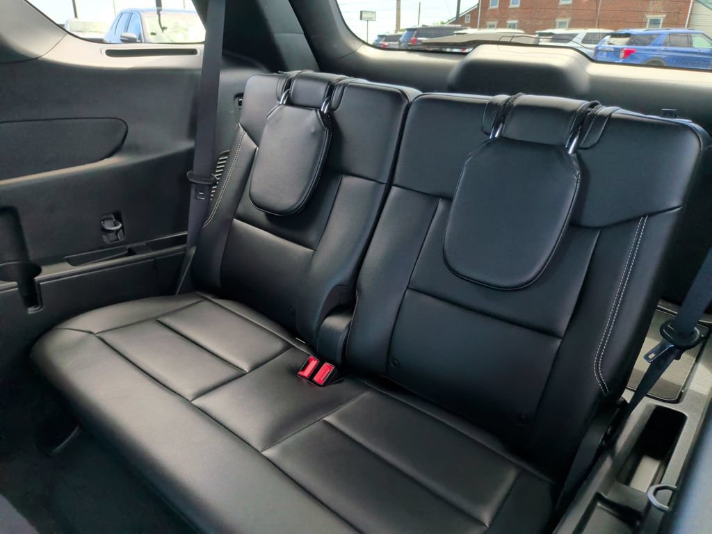 Certified 2023 Ford Explorer ST w/ Equipment Group 401A AWD/4WD image 18