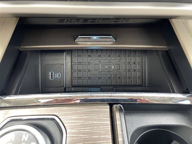 Certified 2024 Ford Expedition Max Limited AWD/4WD image 32