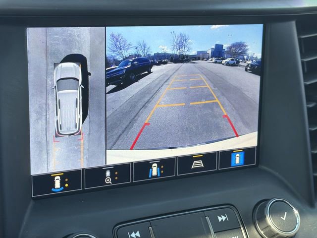 Used 2021 GMC Acadia AT4 w/ Technology Package image 17