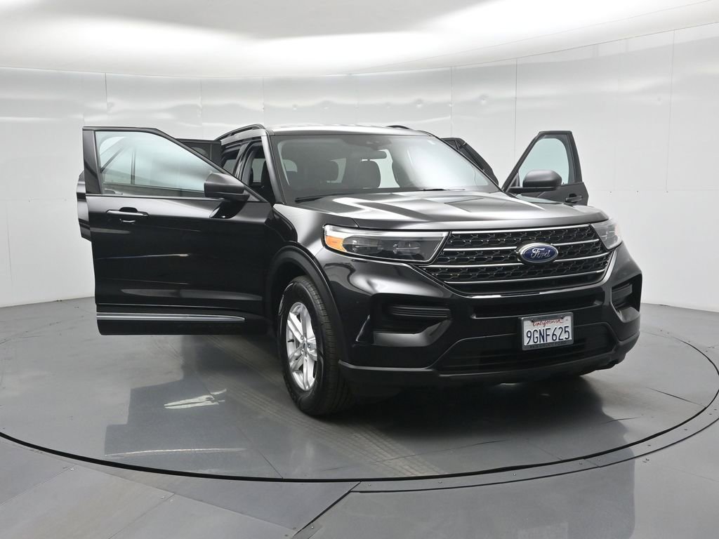 Certified 2023 Ford Explorer XLT image 31