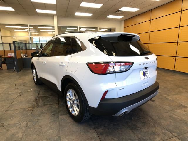 Certified 2022 Ford Escape SE w/ Convenience Package FWD image 5