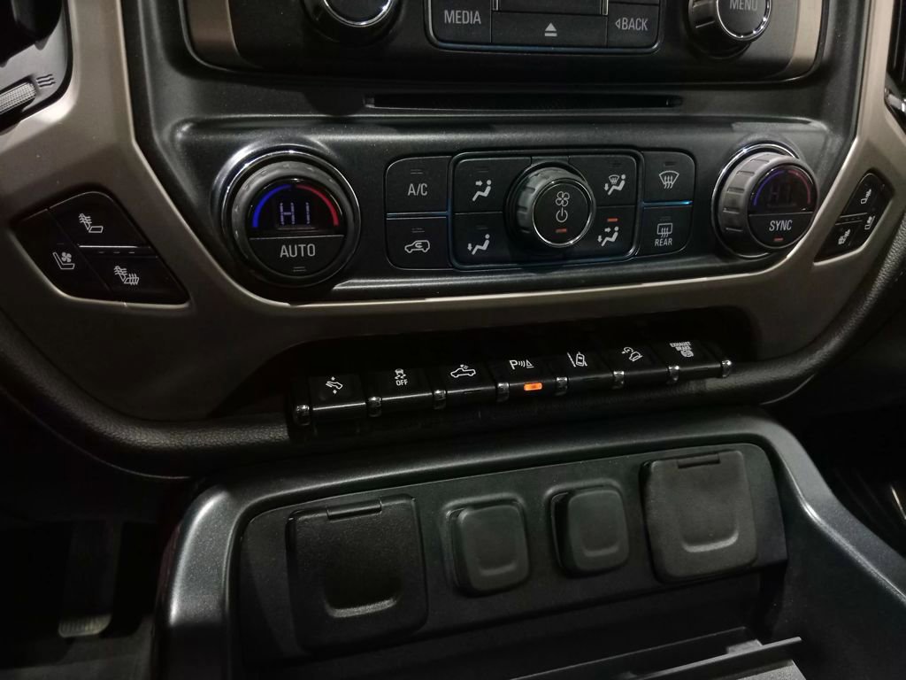 Used 2018 GMC Sierra 2500 Denali w/ Duramax Plus Package image 28