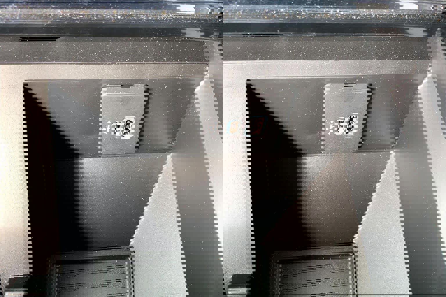 Certified 2025 Ford F250 Lariat w/ Tremor Off-Road Package image 31