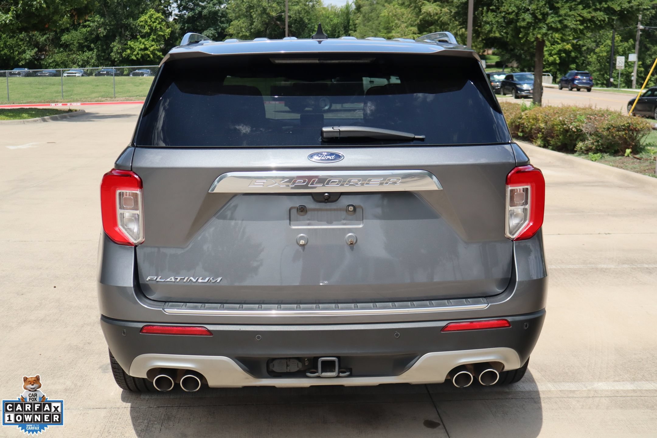 Certified 2022 Ford Explorer Platinum w/ Equipment Group 601A RWD image 4