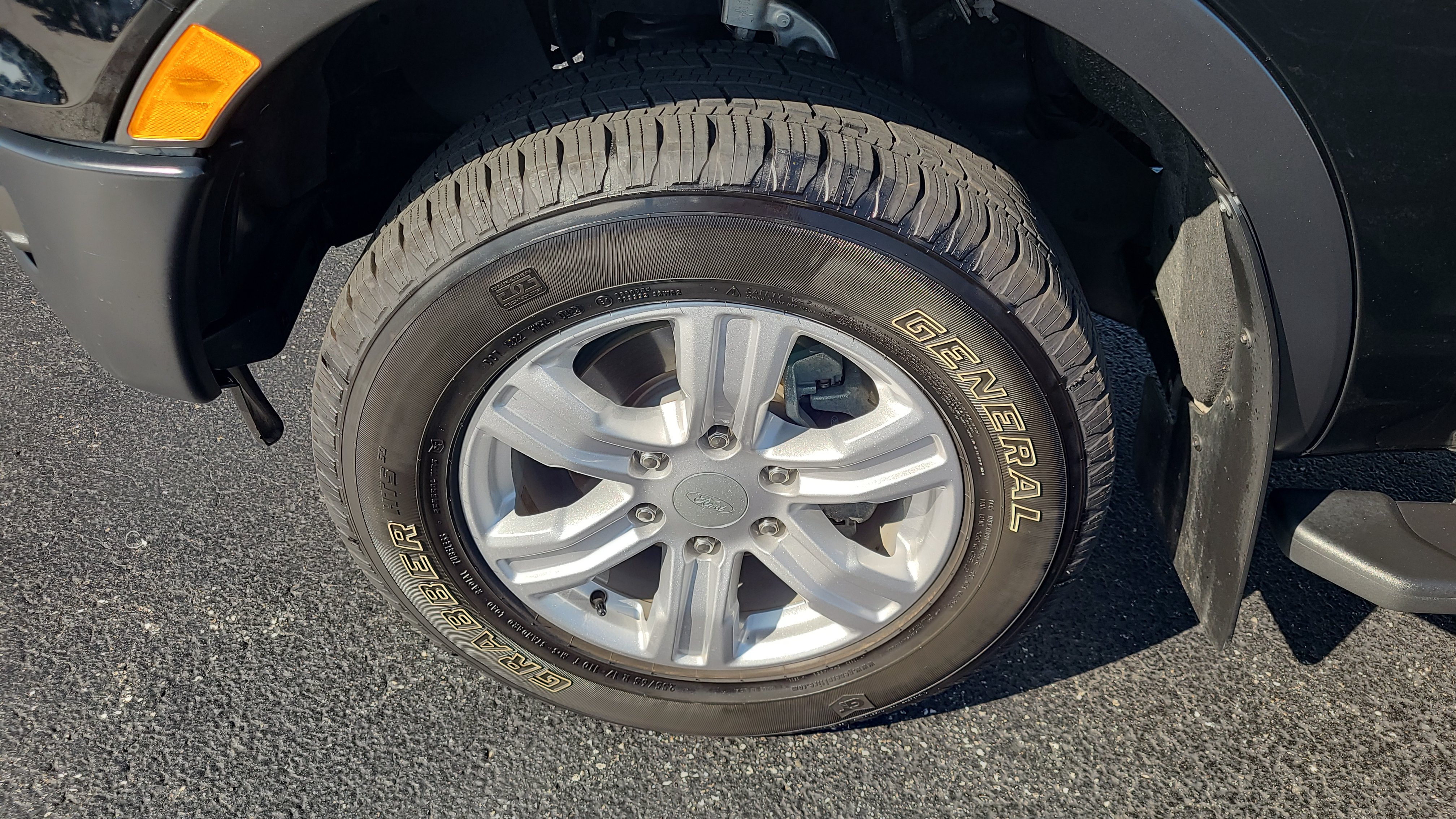 Certified 2019 Ford Ranger XL w/ Equipment Group 101A Mid RWD image 10