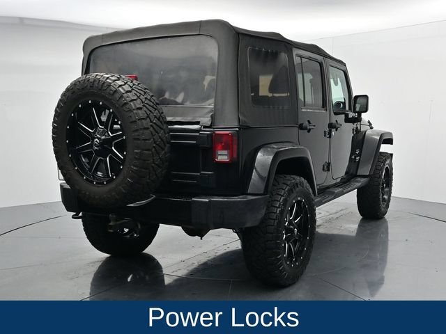 Used 2017 Jeep Wrangler Unlimited Sahara w/ Max Tow Package AWD/4WD image 10