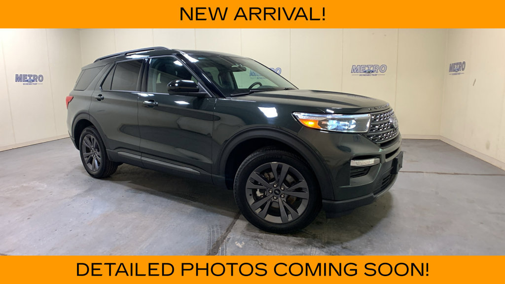 Certified 2024 Ford Explorer XLT w/ Equipment Group 202A