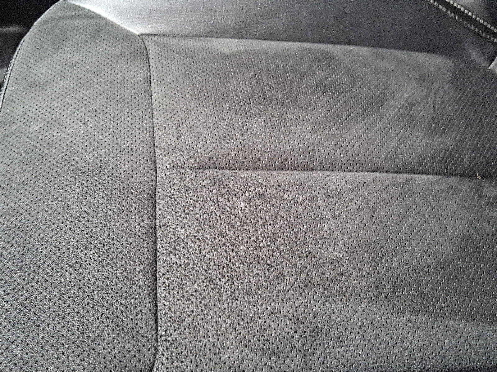 Used 2023 Jeep Grand Cherokee L Laredo image 26