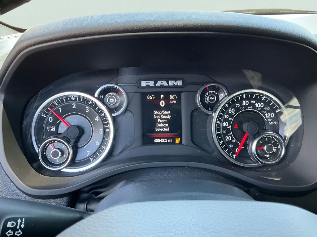Used 2023 RAM 1500 Big Horn AWD/4WD image 16