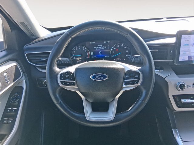 Certified 2023 Ford Explorer XLT w/ Equipment Group 202A AWD/4WD image 12
