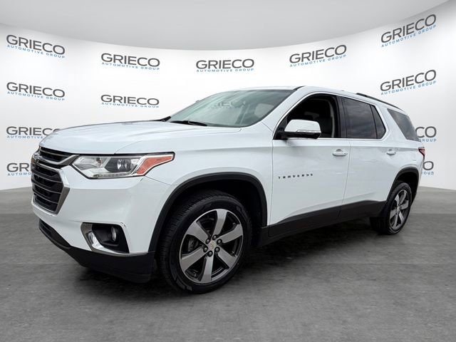 Used 2019 Chevrolet Traverse LT w/ LT Premium Package FWD image 3