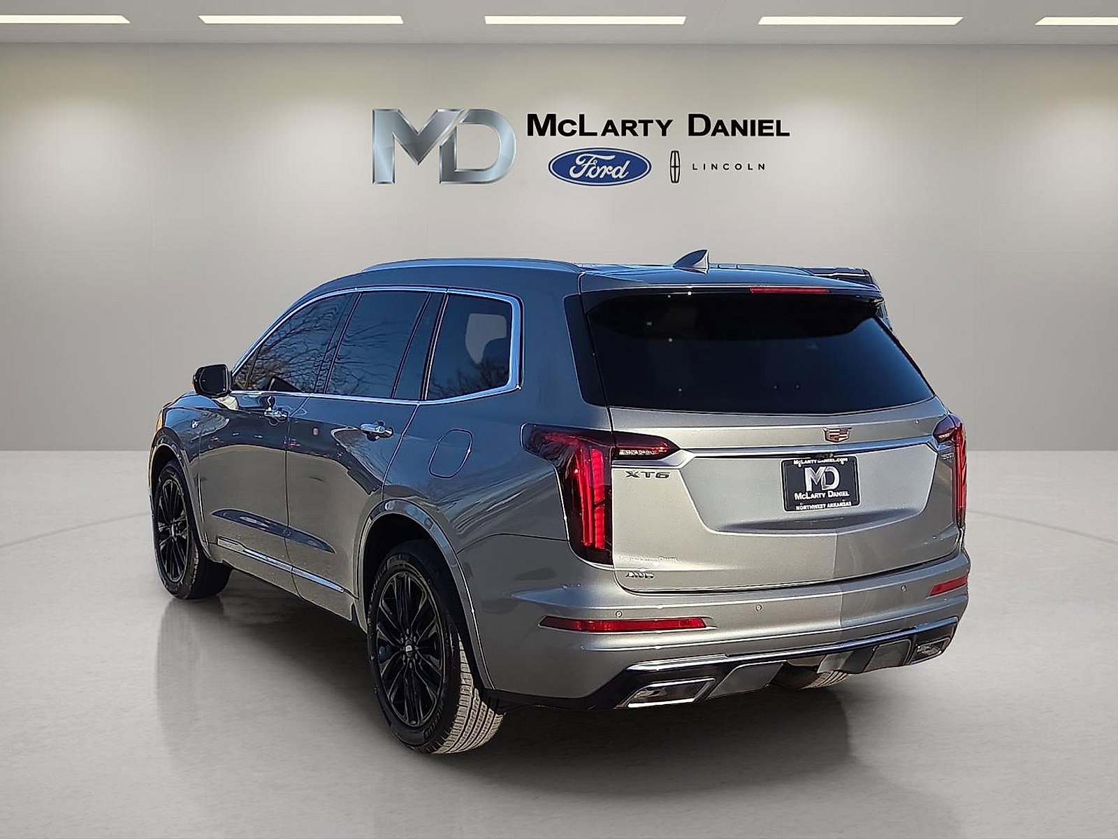 Used 2024 Cadillac XT6 Luxury image 4