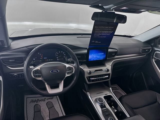 Certified 2022 Ford Explorer XLT w/ Equipment Group 202A image 30