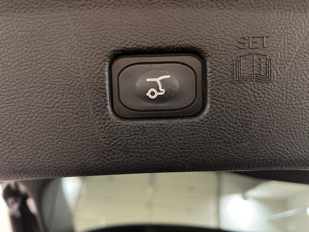 Certified 2022 Ford Edge SEL w/ Convenience Package image 36