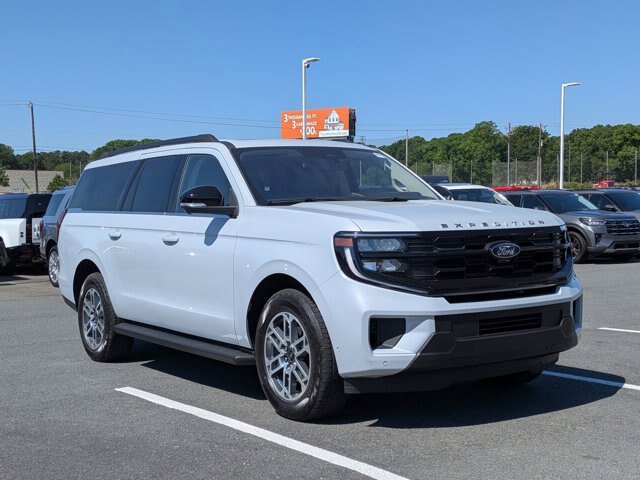 Certified 2025 Ford Expedition Max Active AWD/4WD image 2