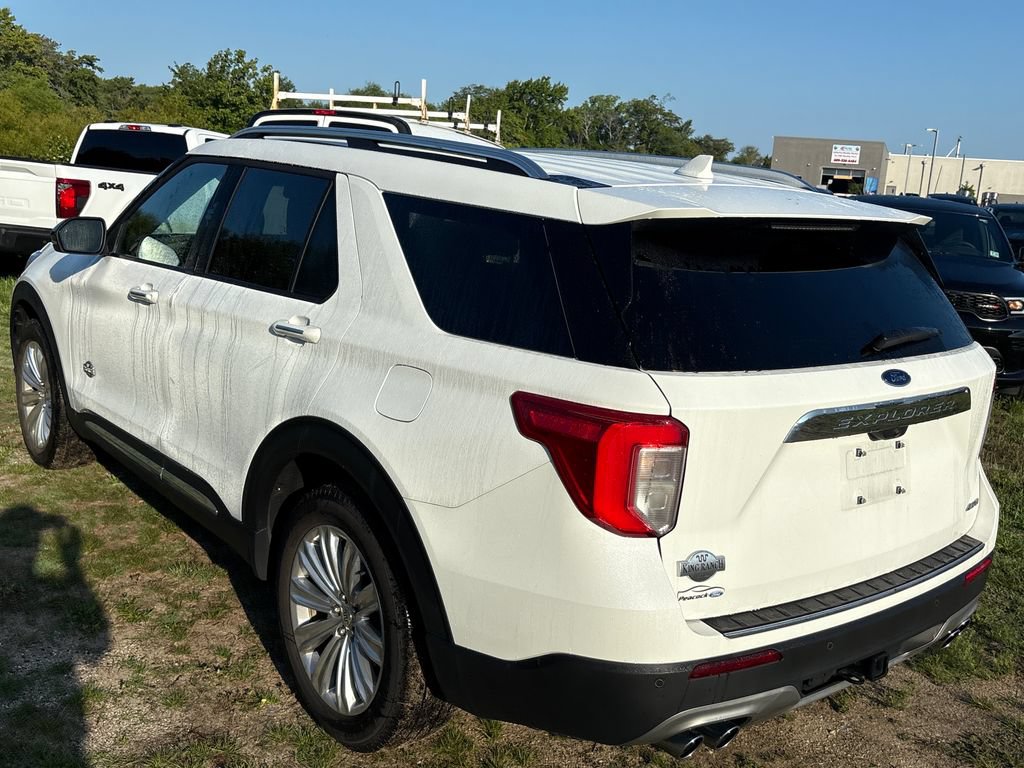 Certified 2024 Ford Explorer King Ranch w/ Technology Package AWD/4WD image 17