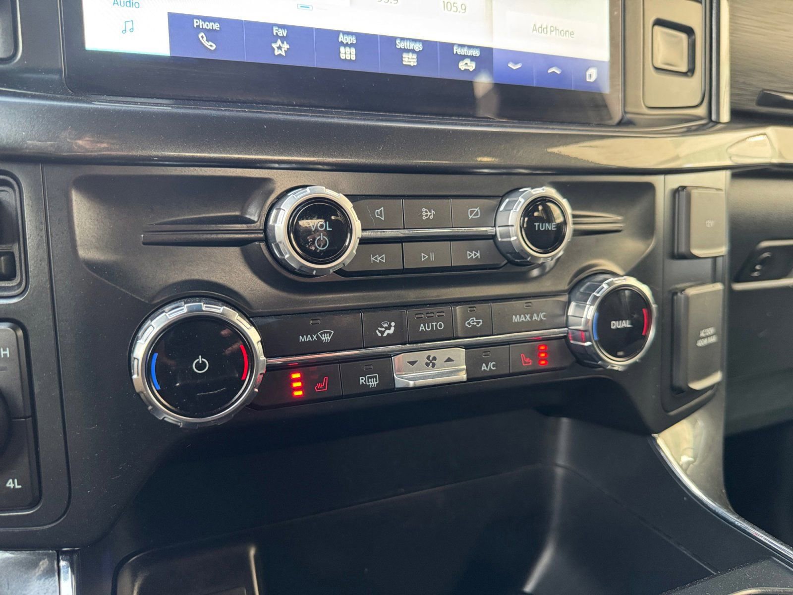 Certified 2022 Ford F150 XLT w/ Equipment Group 302A High image 26