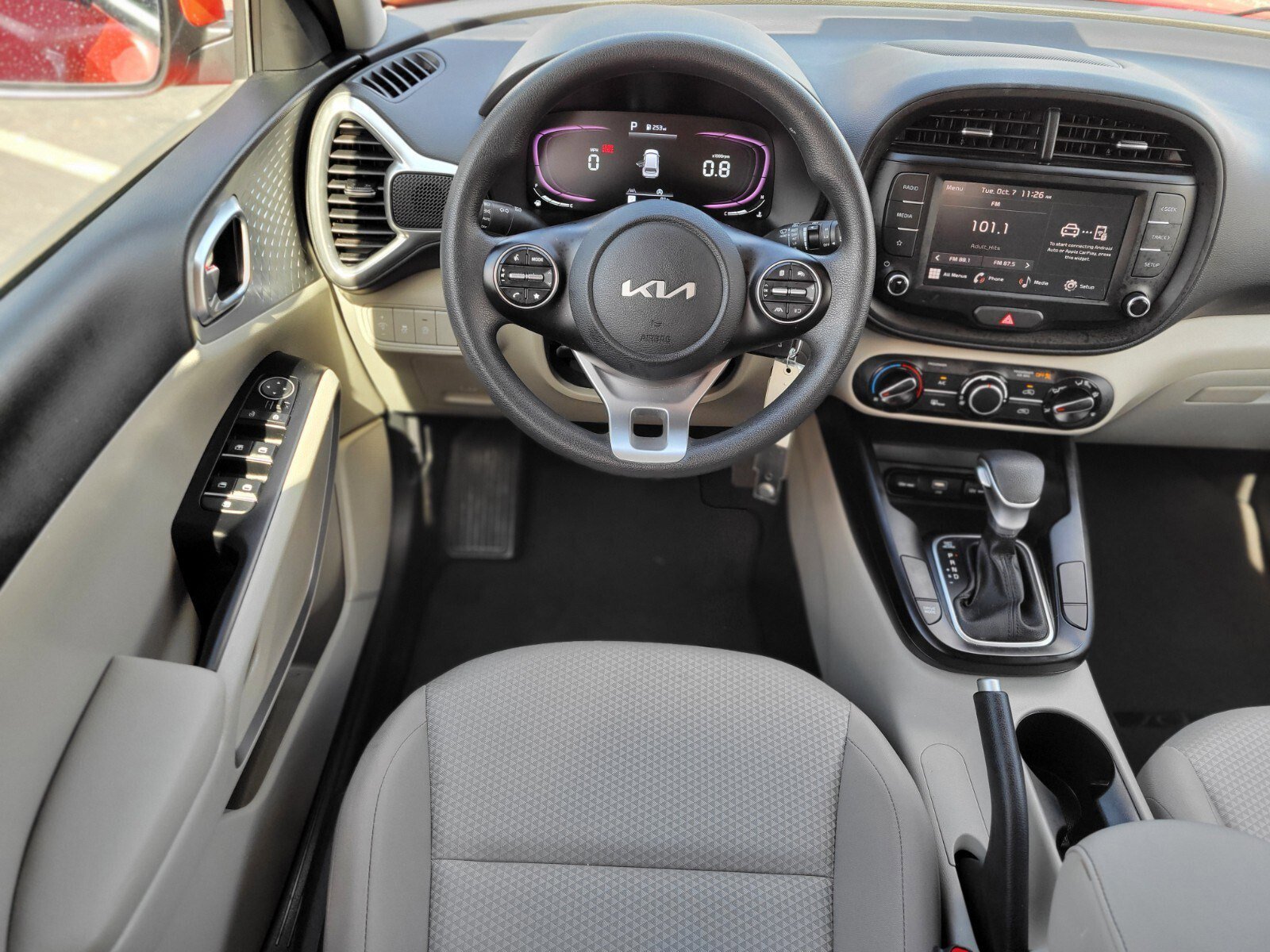 Used 2024 Kia Soul LX w/ Option Group 015 image 14